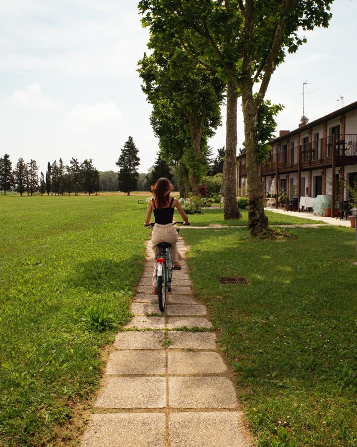 Residenze Di La' Dal Fiume Aparthotel Caorle Kültér fotó