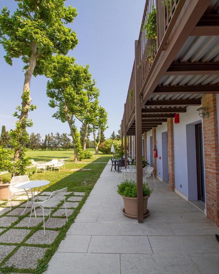 Residenze Di La' Dal Fiume Aparthotel Caorle Kültér fotó